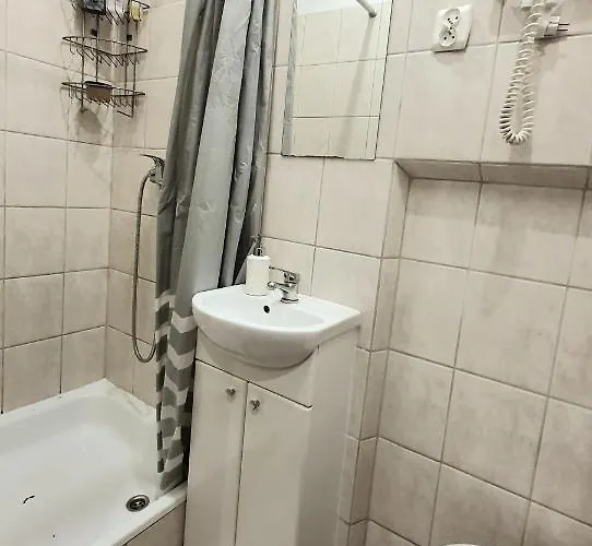 The In Strict Center. Self Check-in Апартаменты *